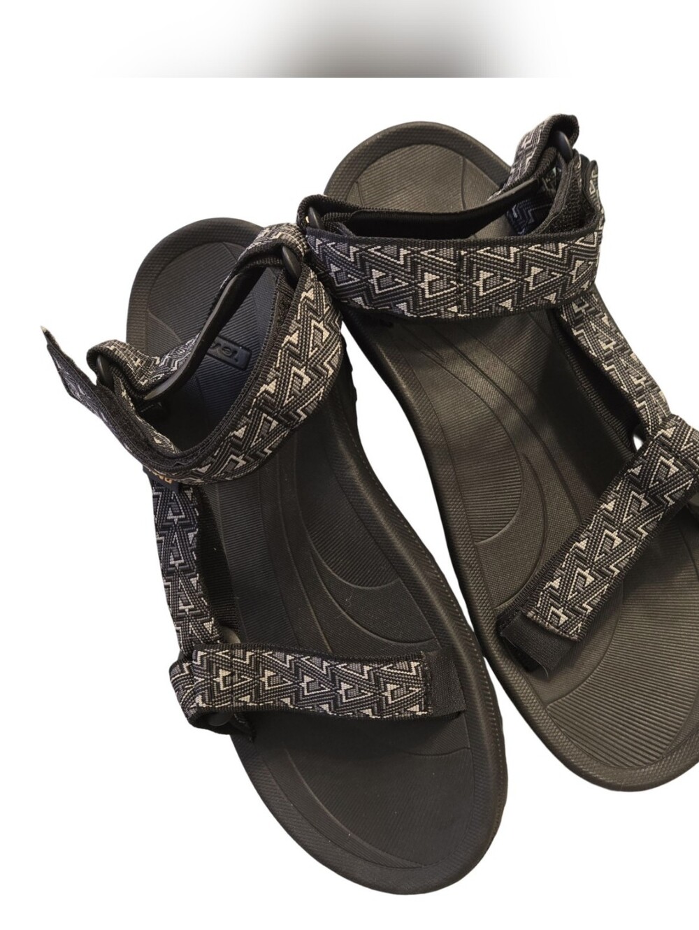 Teva Black and Gray Patterned Men's Outdoor Hiking Camping Sandals Size 9